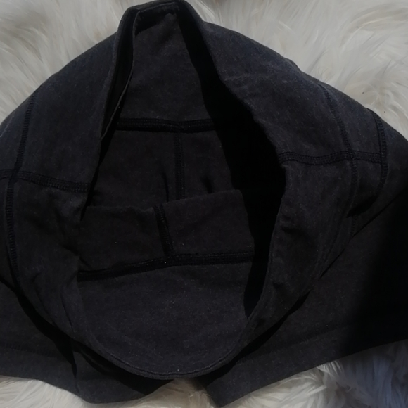 Shorts - Picture 5 of 7